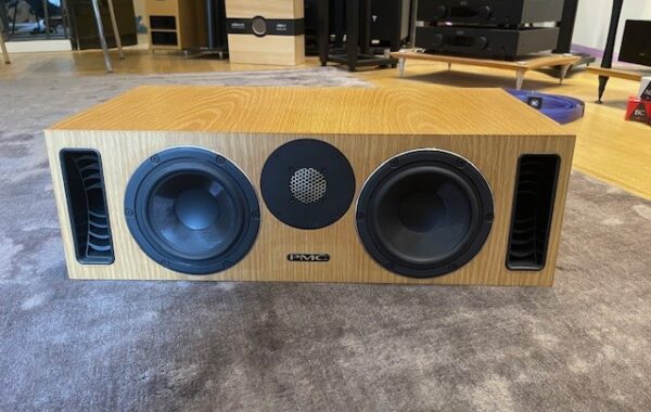 מטרייד: רמקול סנטר PMC Twenty5 Center